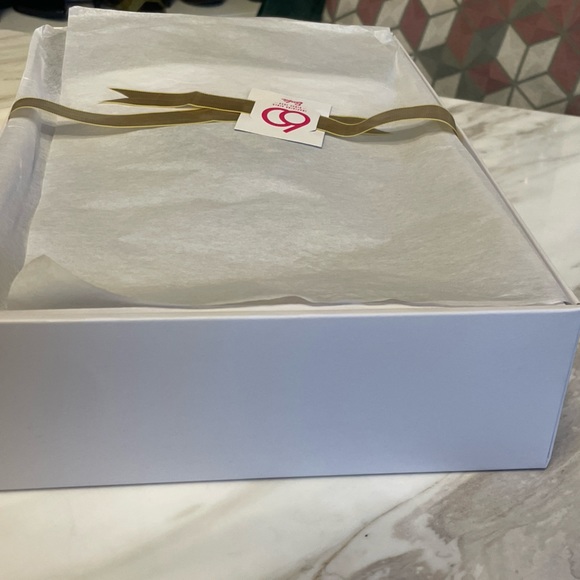 [SOLD] BARBIE DOLL MATTEL BLACK WHITE FOREVER SILKSTONE FASHION BARBIE - Picture 11 of 16